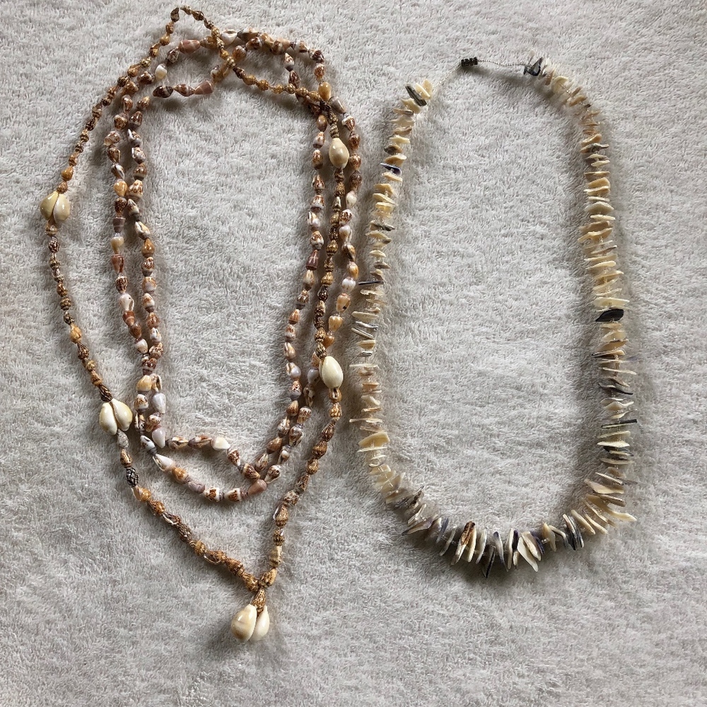 Seashell Necklaces - Picture 2 of 5
